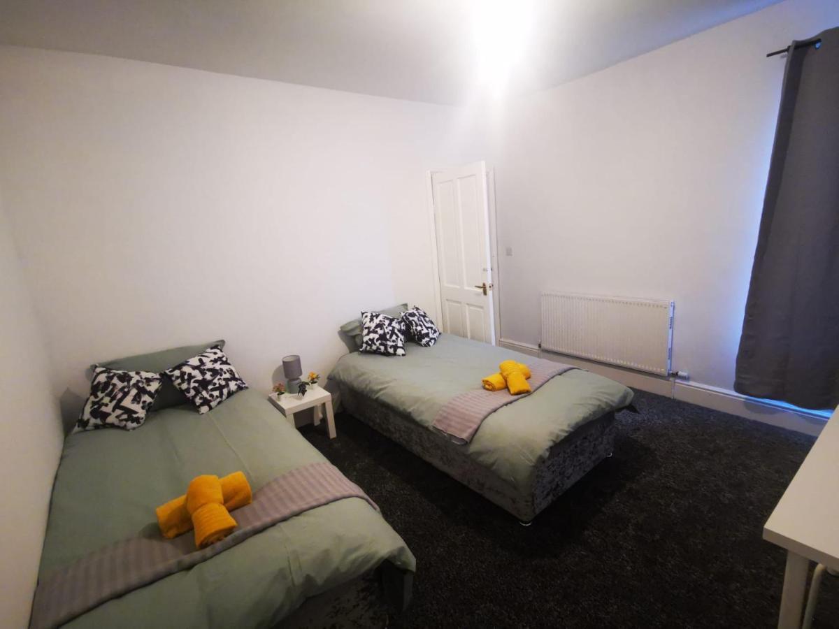 Twin - Sutherland Place Homestay Derby